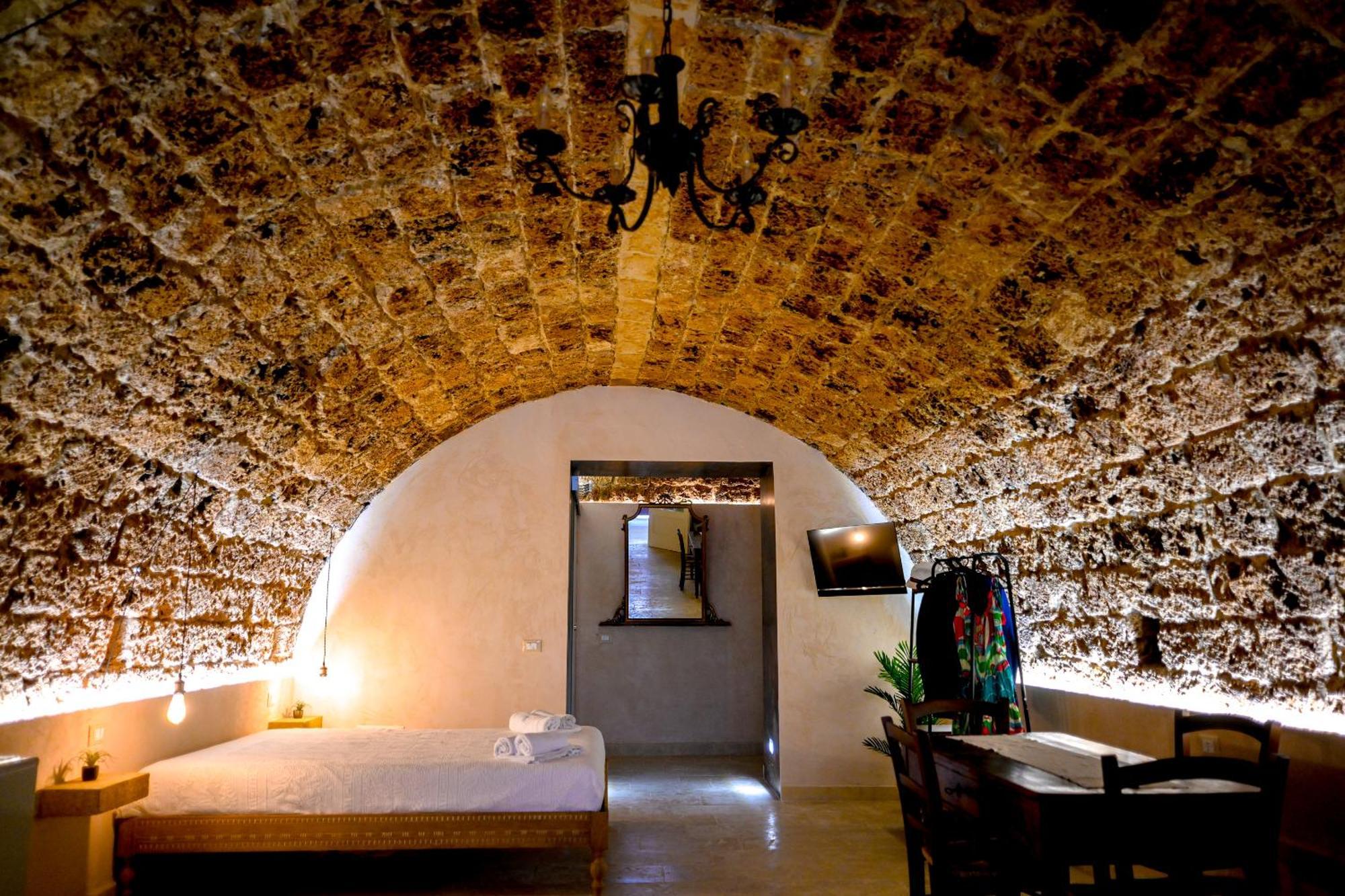 La Grotta, Luxury Suite & Spa Noto Kültér fotó